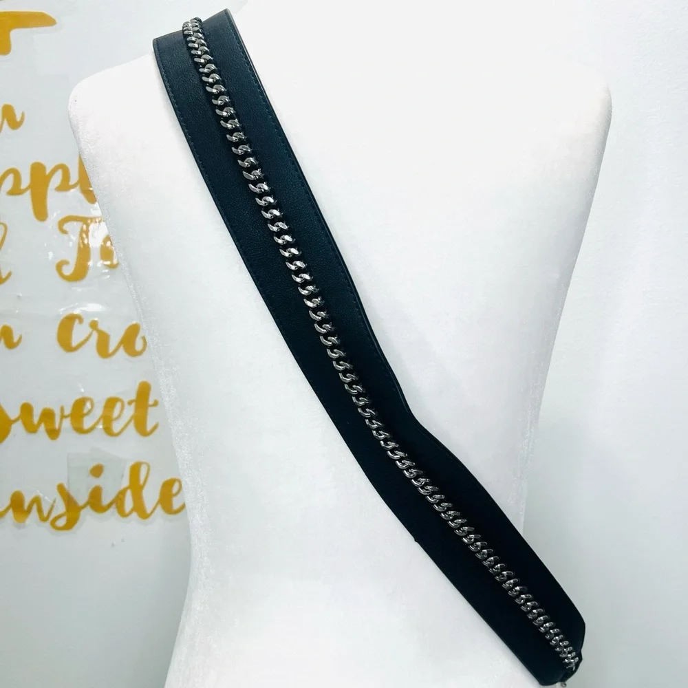 Black Faux Leather Silver Chain Crossbody Bag Purse Strap NWOT - Picture 5 of 7